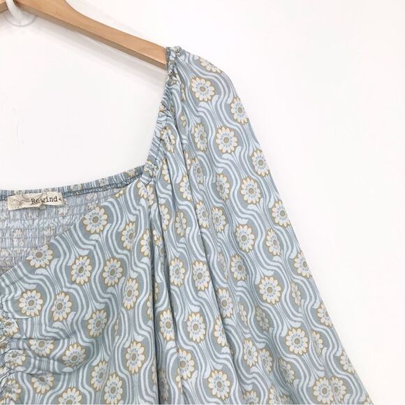 Rewind NEW Light Blue Floral Double Crepe Shirred Front Peasant Boho Blouse - Picture 11 of 15